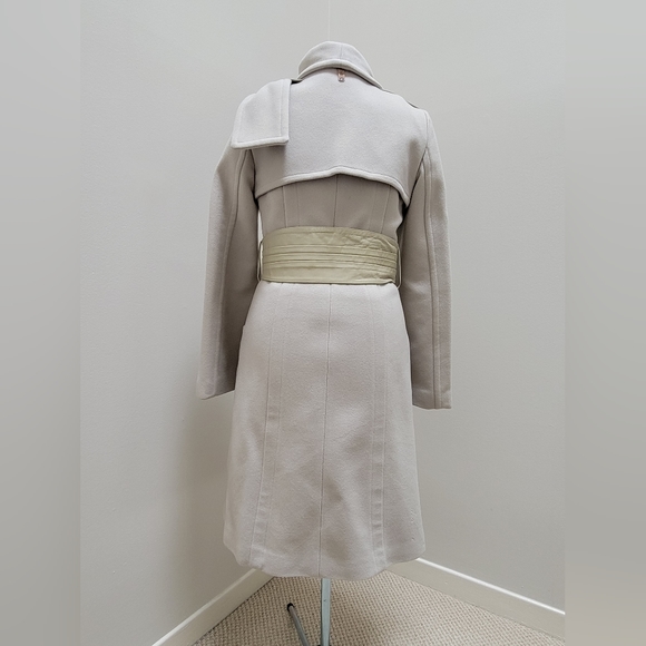 EUC Mackage Apple Fog Coat - Picture 7 of 8